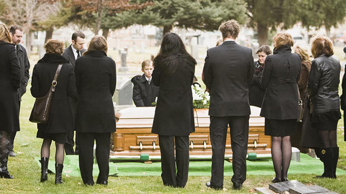 Clothing Tips for End-of-Life Events